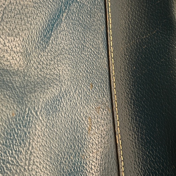 Kate Spade Medium Satchel duffle purse in a beautiful teal color - used - Picture 6 of 7